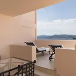 La De La Pinede Ξενοδοχείο 5*