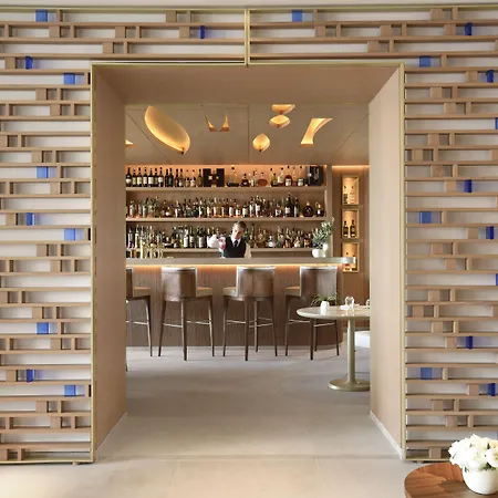 La De La Pinede Hotel 5*