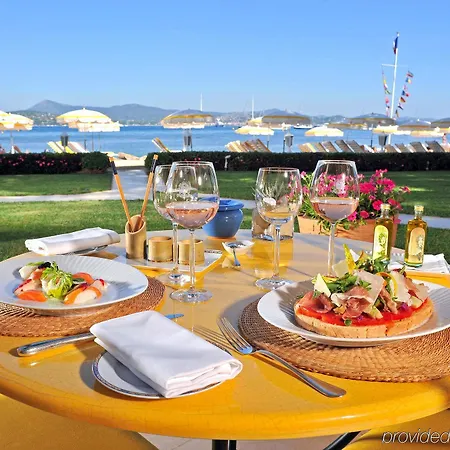 La De La Pinede Hotel